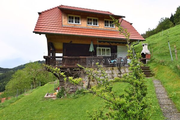 Idyllisches Ferienhaus in Muhlenbach mit eigener Terrasse